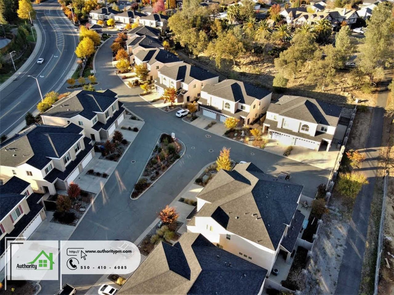 1353 Browning Street - Photo 3 of 31