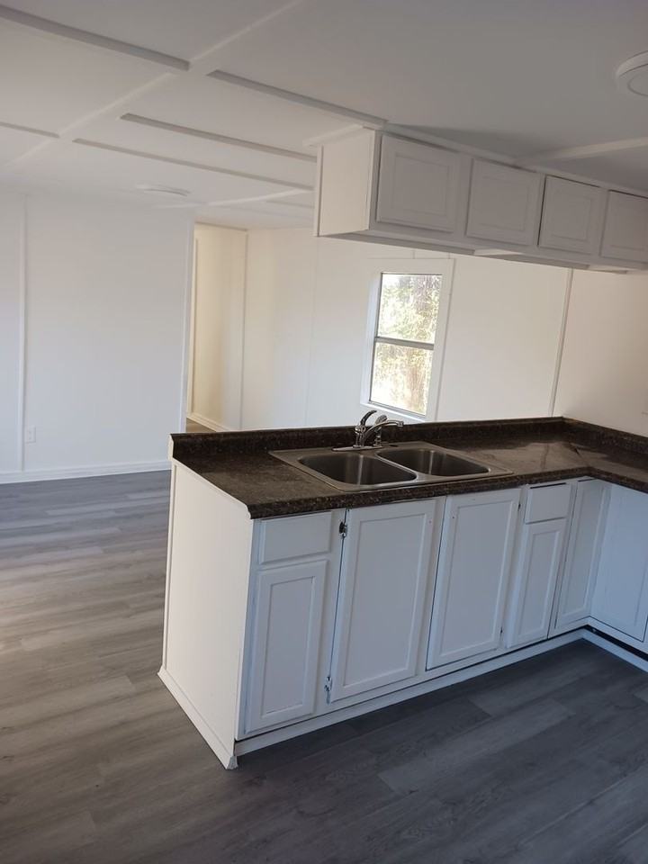 Sunshine MHP - Photo 2 of 5