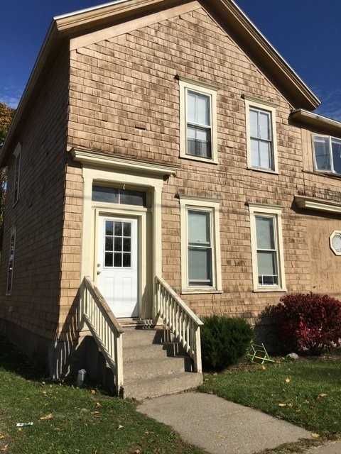 Student Housing 38 Lincoln Ave #1 and #2 - Photo 7 of 14