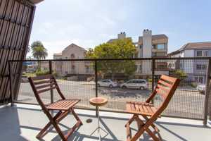 featured image of 11830 Courtleigh Dr
