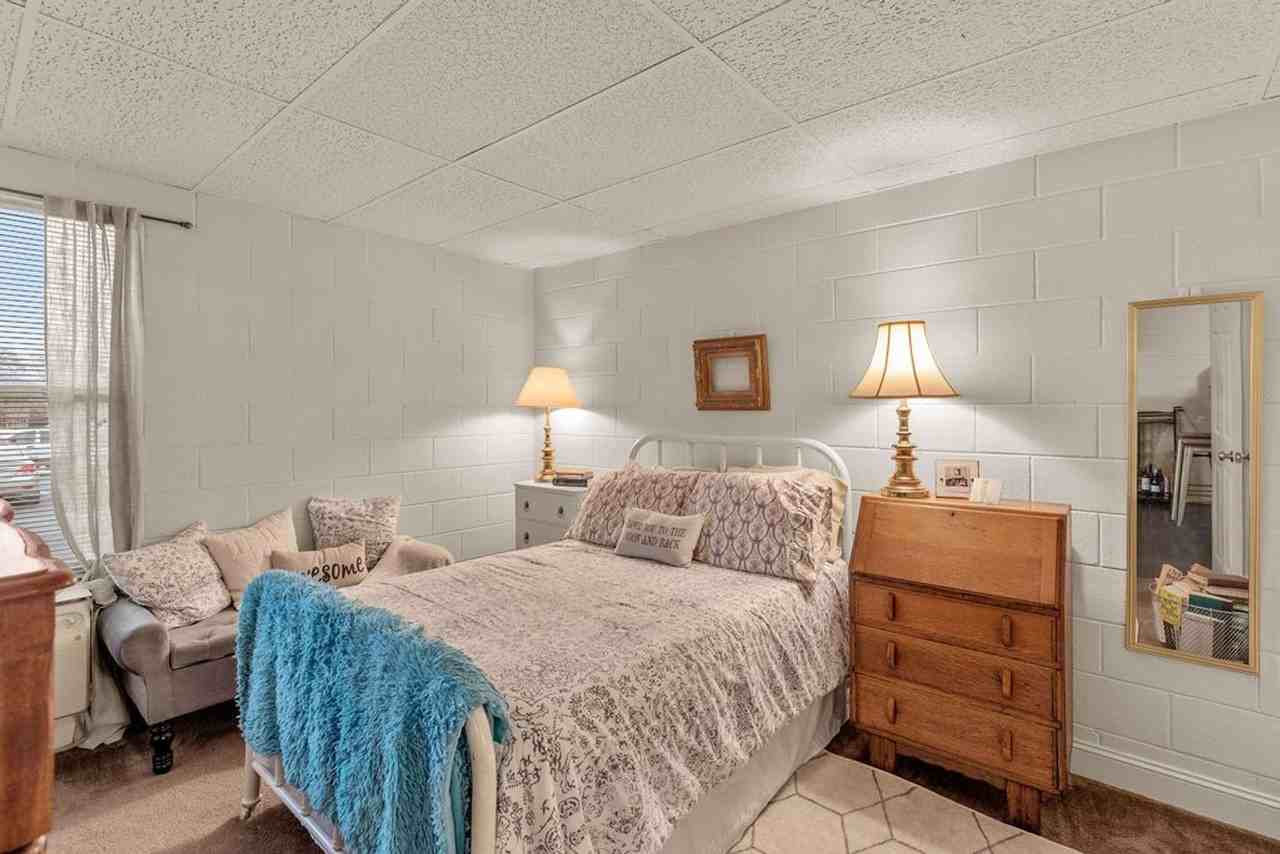 Terra Nova - Photo 3 of 6