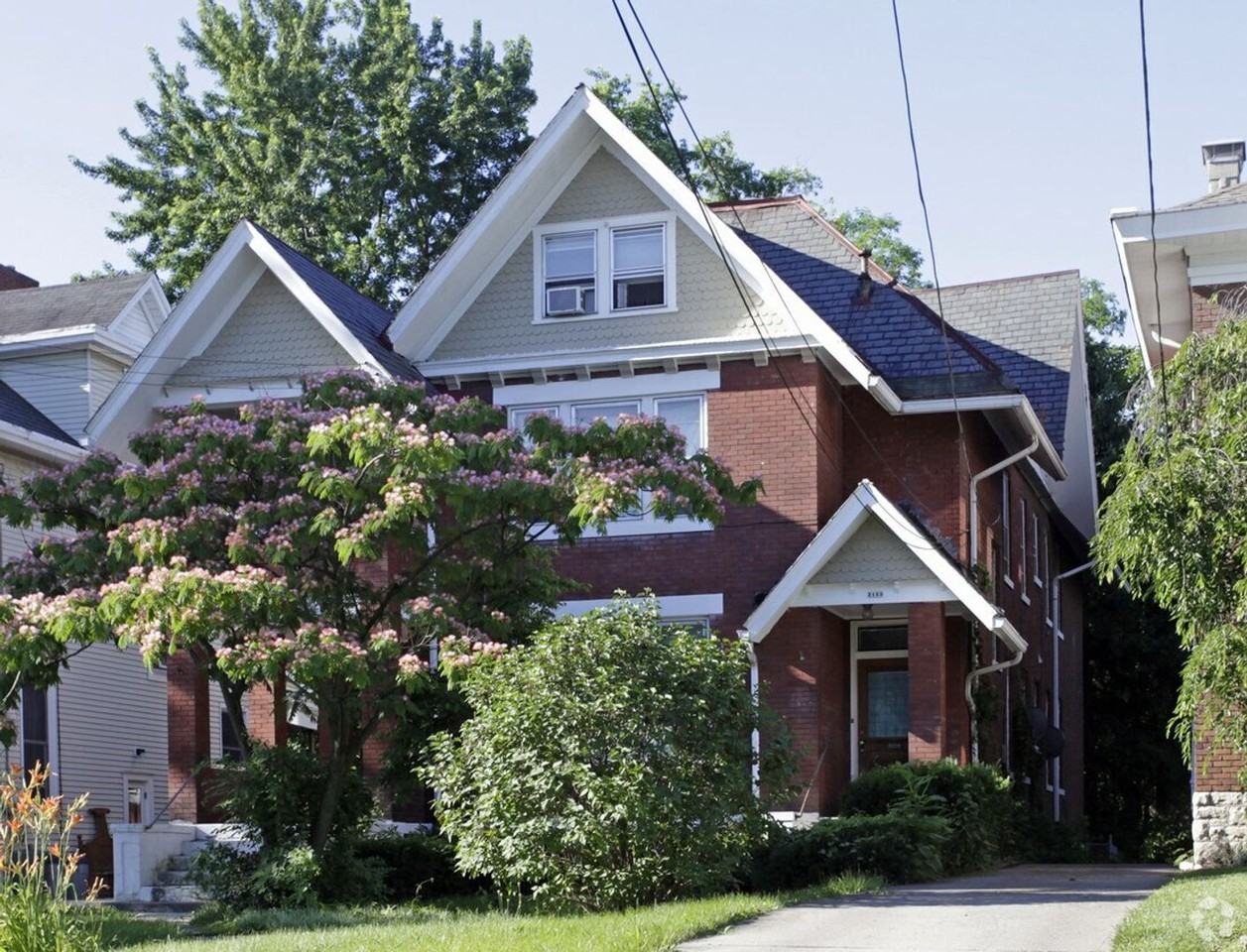 2153 Slane Ave - Photo 2 of 25