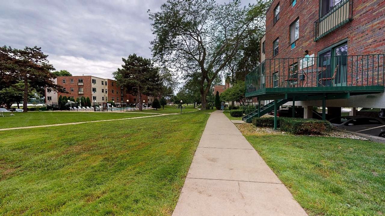 Parkview 765 - Photo 3 of 50