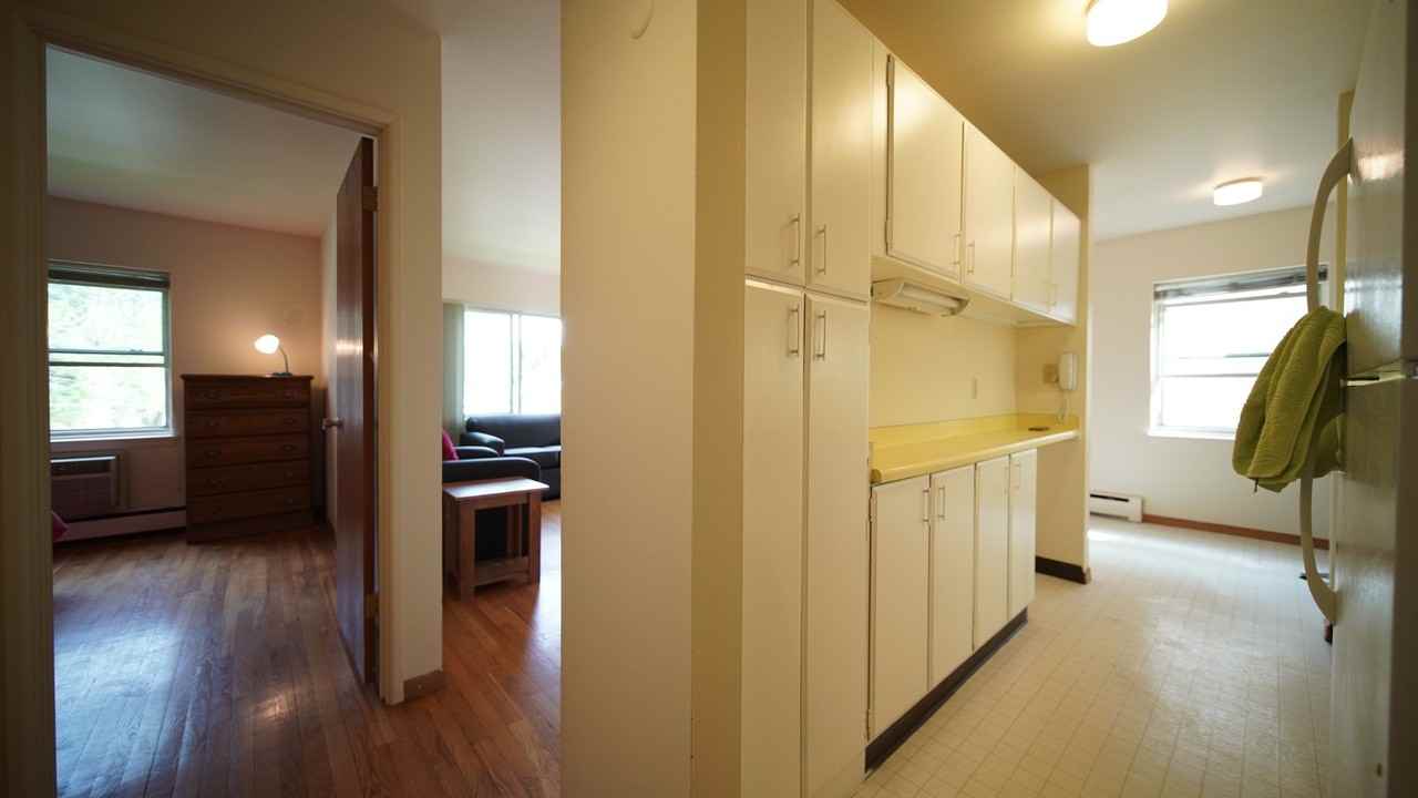 Parkview 726 - Photo 4 of 50