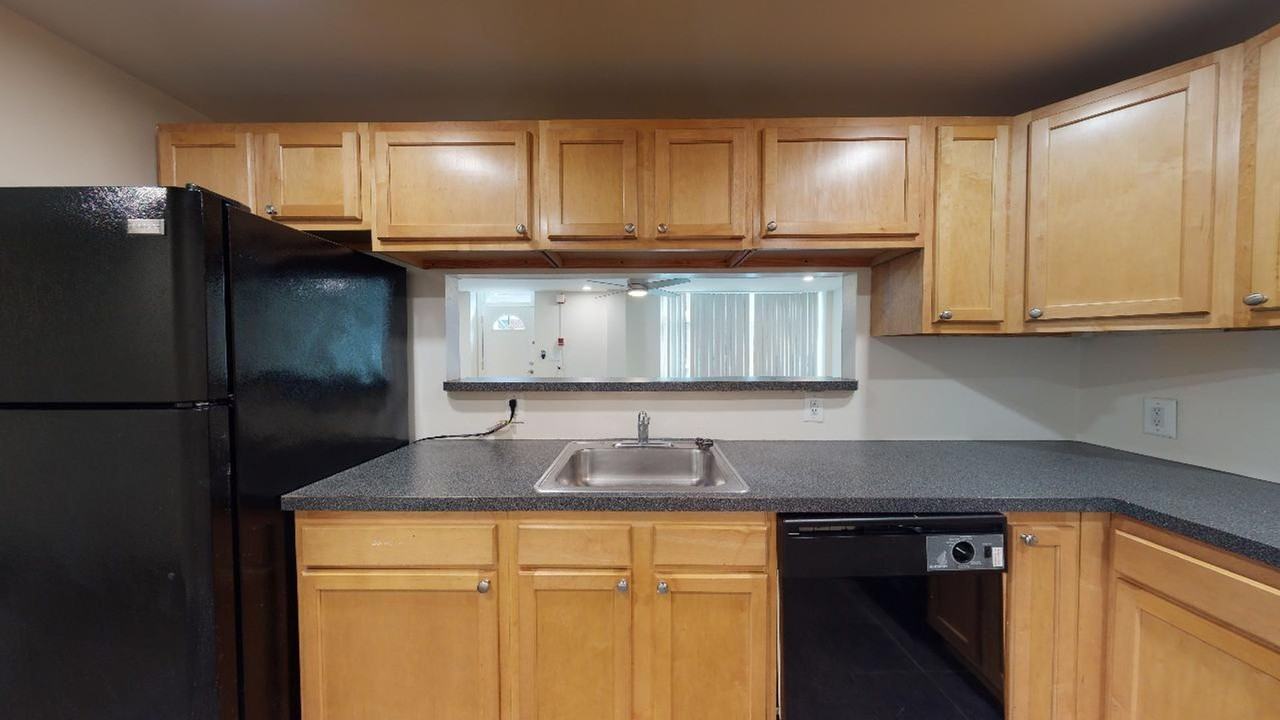 4101 Baltimore Avenue - Photo 4 of 17