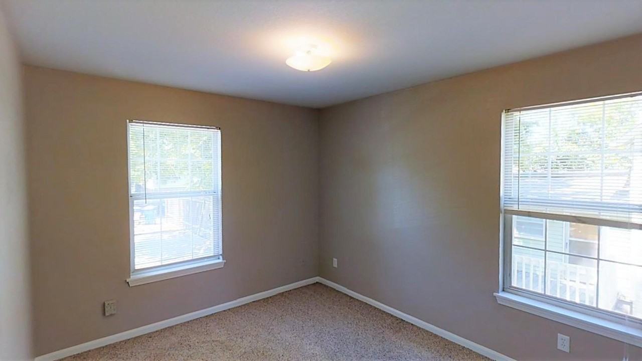 1014 Mississippi - Photo 7 of 10