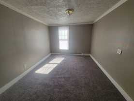 924 West 5th Street - Photo 1 of 1