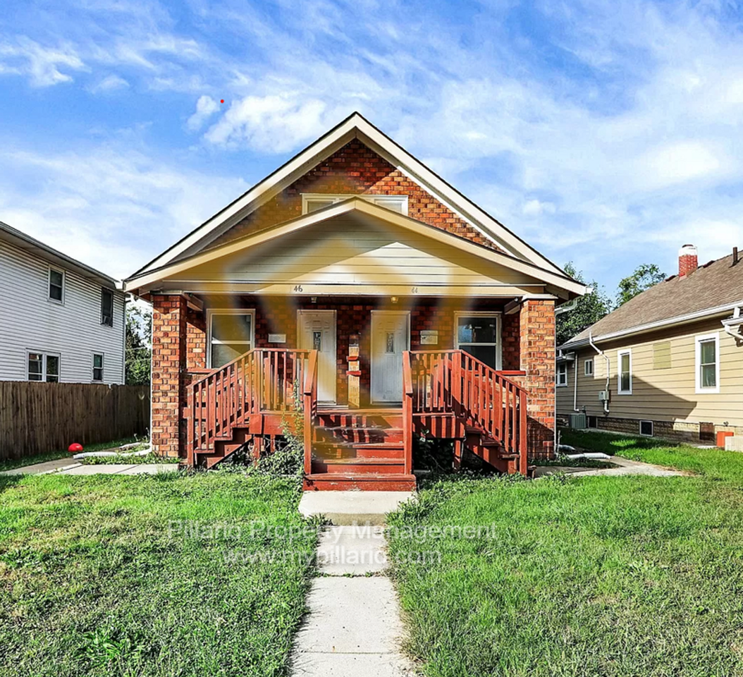 44-46 S Ewing St - Photo 2 of 17