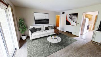 featured image of 263 Hyland Ave