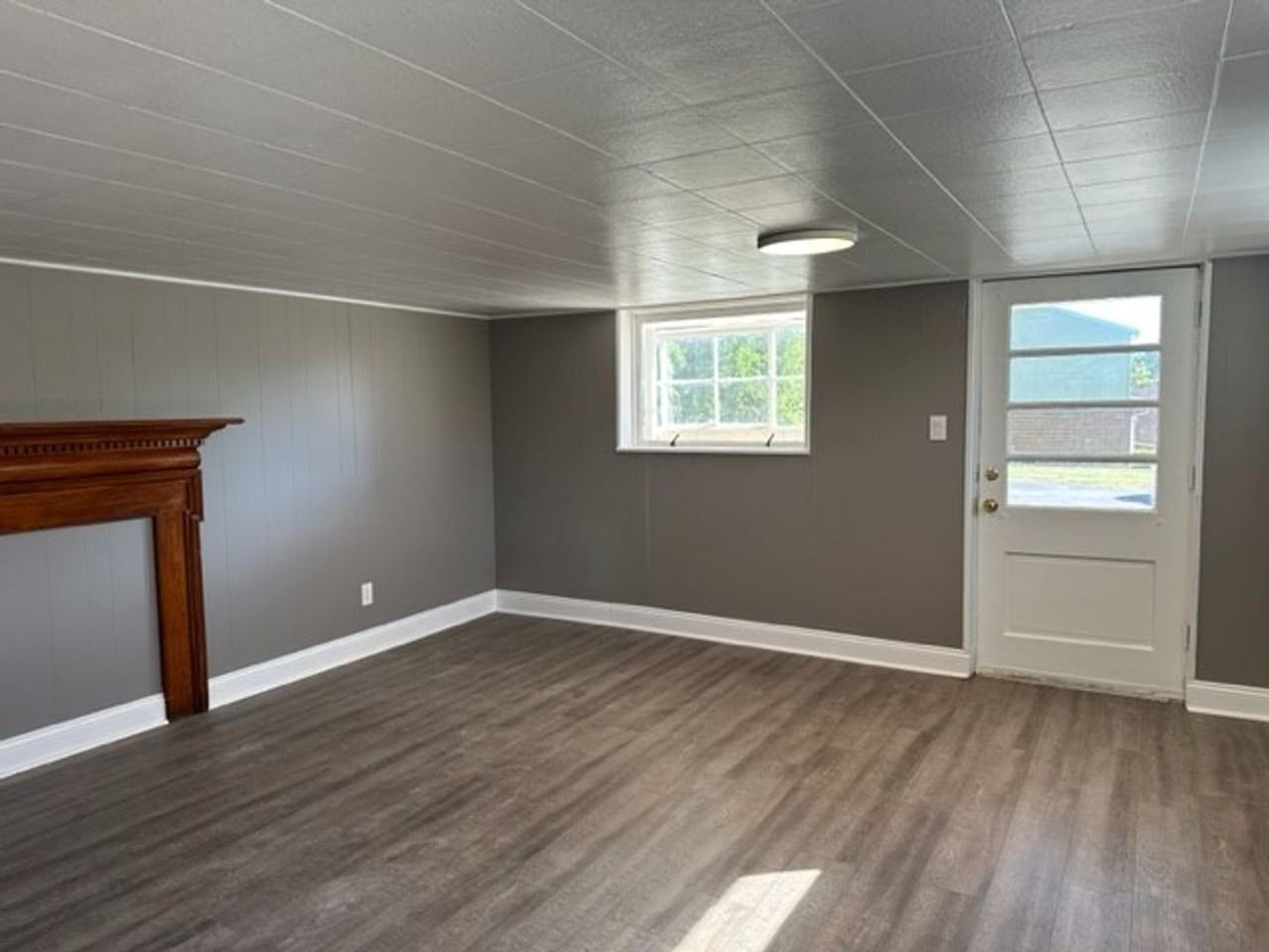 226 Erford Rd - Photo 3 of 11