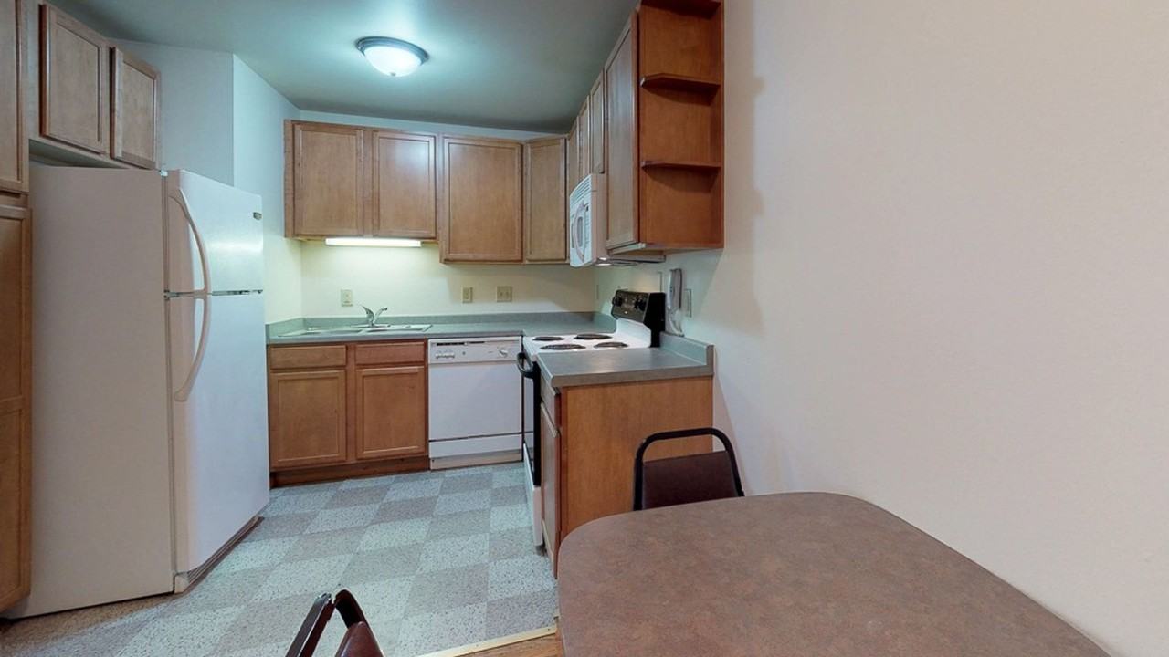 Parkview 746 - Photo 3 of 50