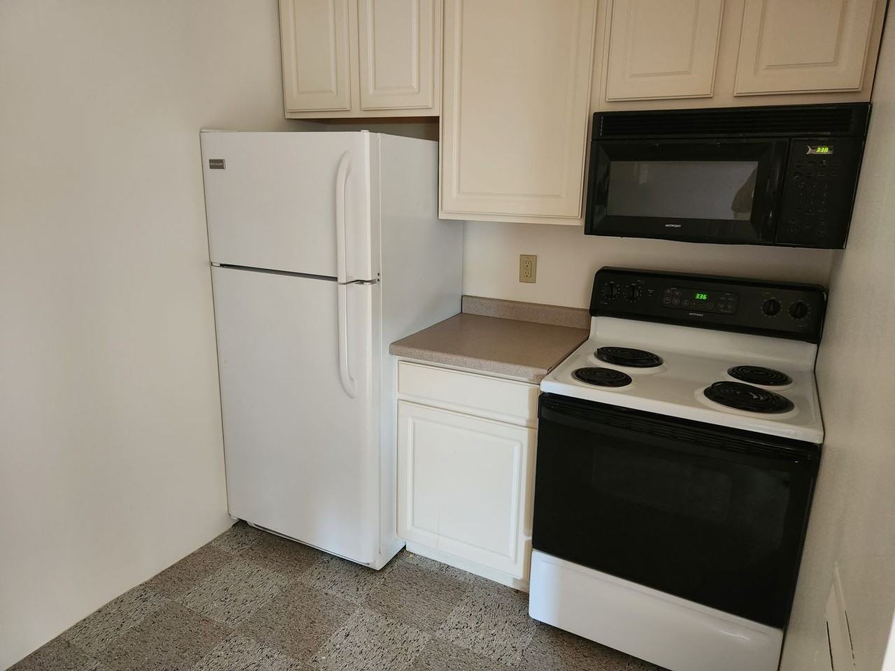 Parkview 746 - Photo 3 of 50