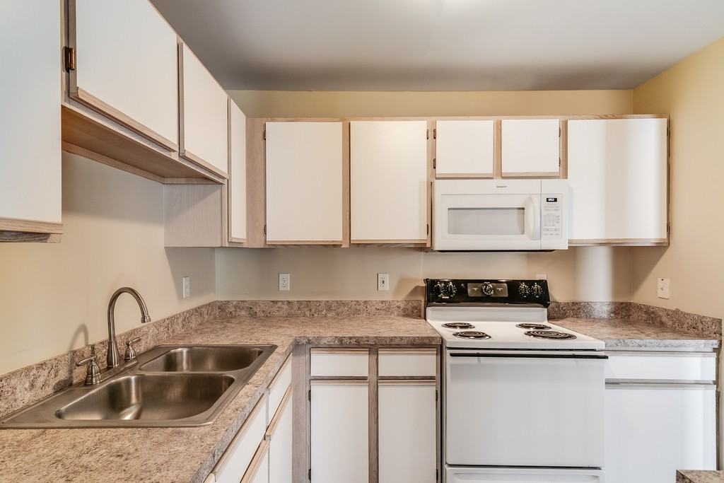 Alana Woods II Apartments - Photo 4 of 43