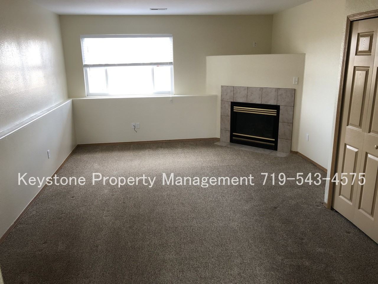 377 - 379 W. Buttercup Way - Photo 2 of 24