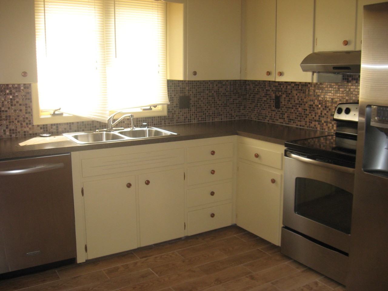 Parker 8, LLC - Schwalb Realty - Photo 4 of 40