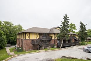 1607 Richardson - Photo 1 of 1