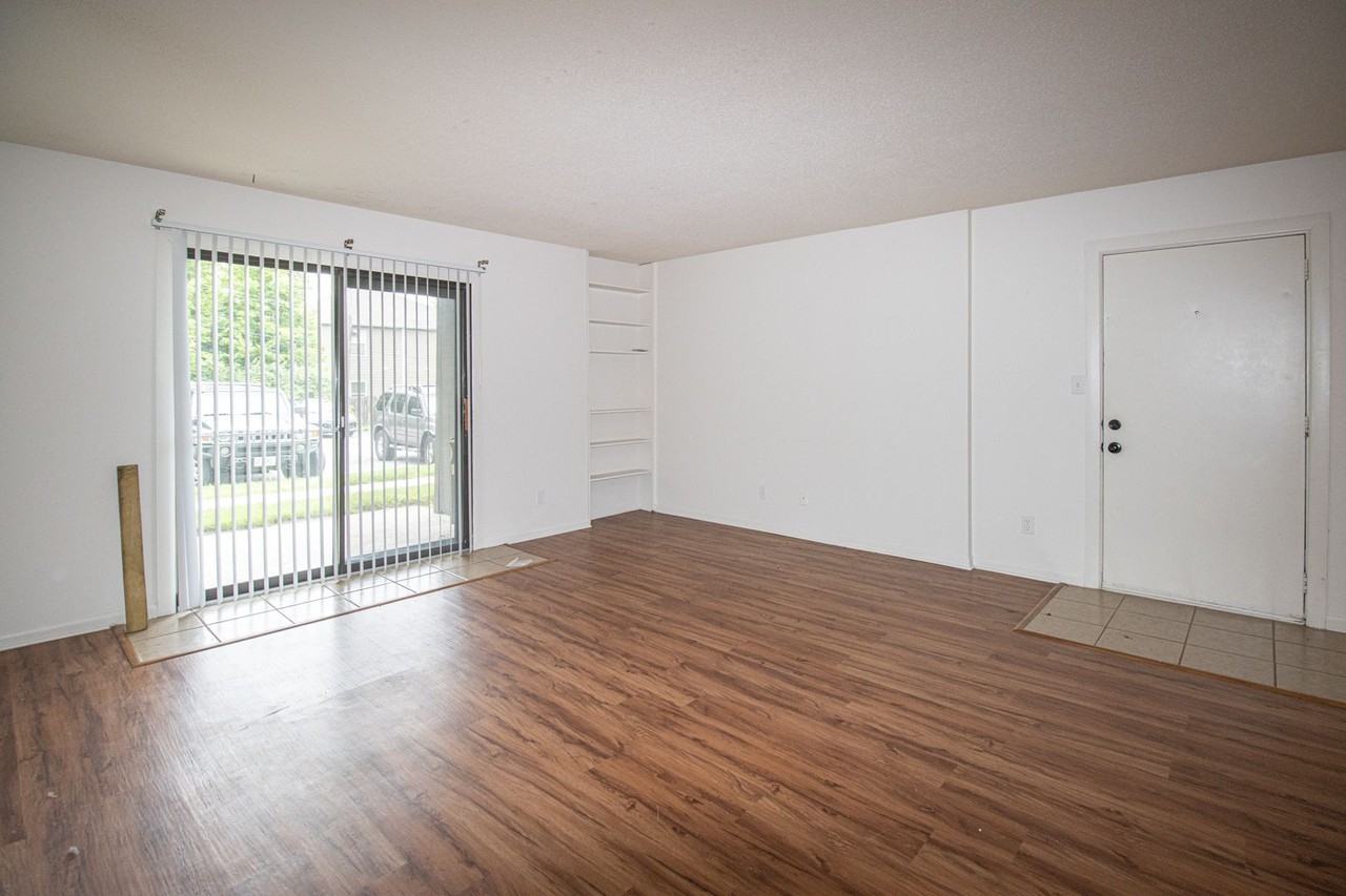 1607 Richardson - Photo 4 of 28