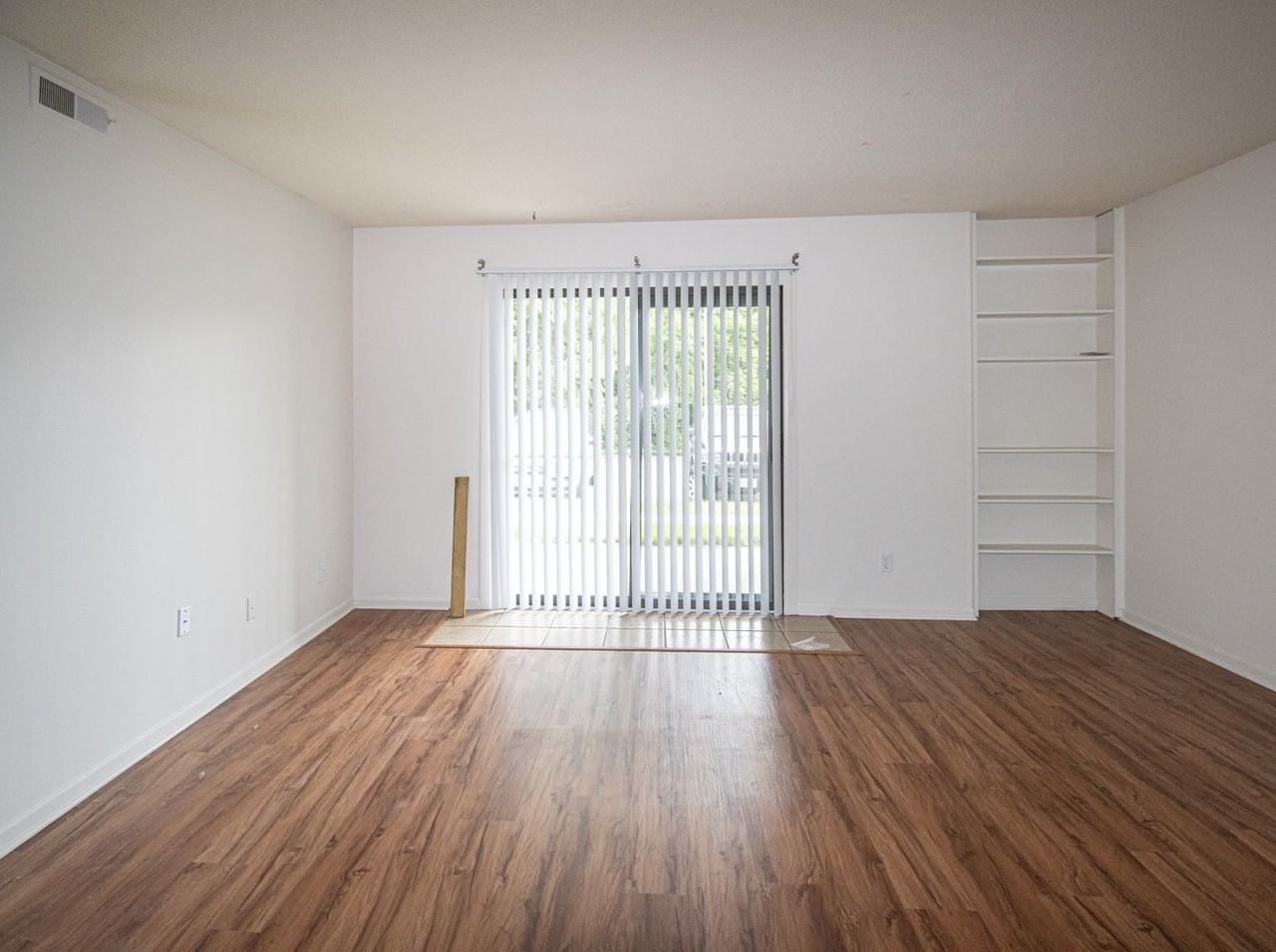 1607 Richardson - Photo 5 of 28