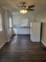 1005 1005 5th St - Main Floor - Photo 1 of 1