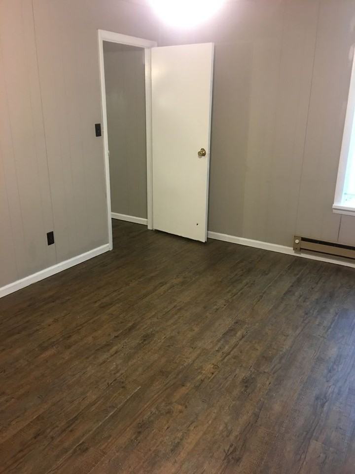 1041 7th Street, Charleston - Photo 7 of 8