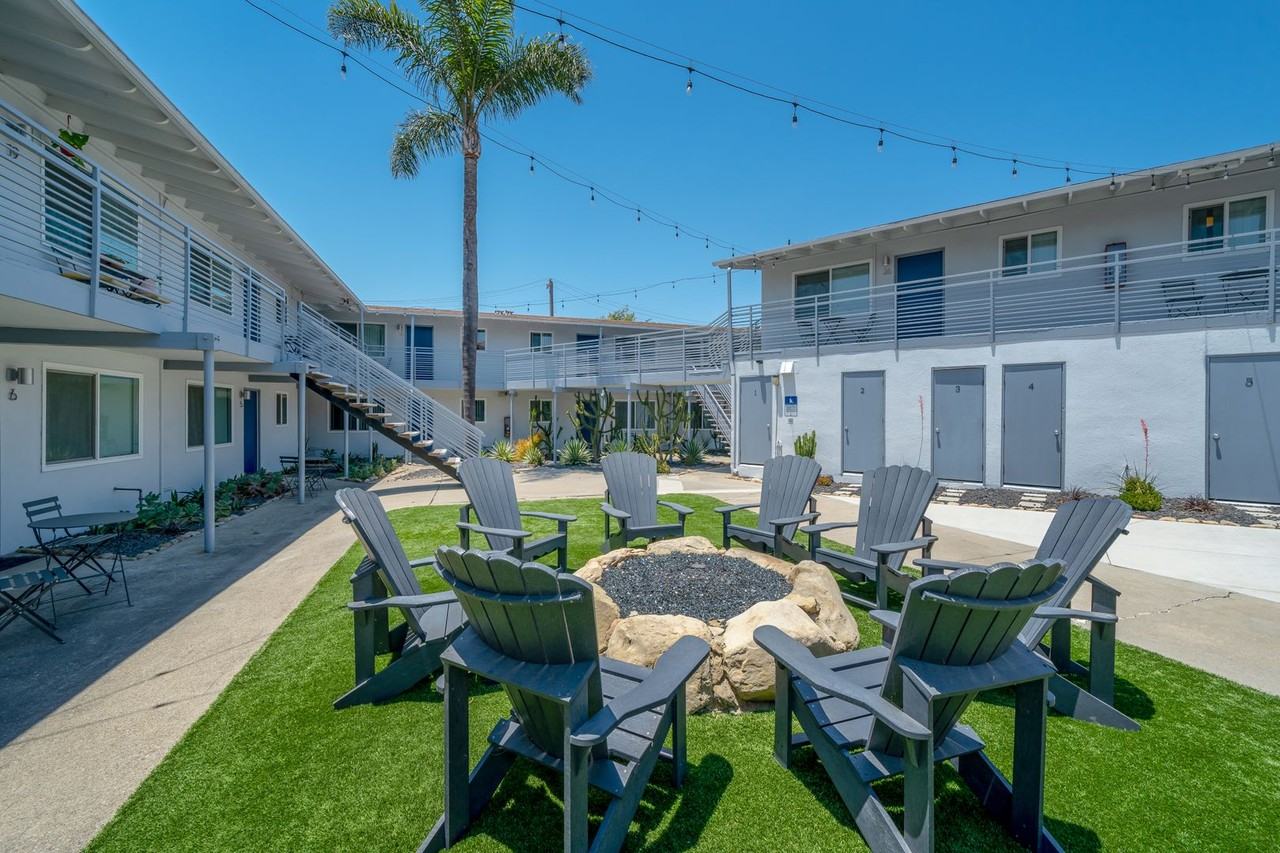 263 N. Chorro - Photo 2 of 50