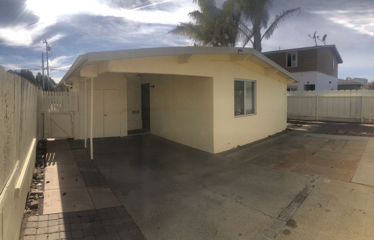 Amador Ave 575 - Photo 3 of 13