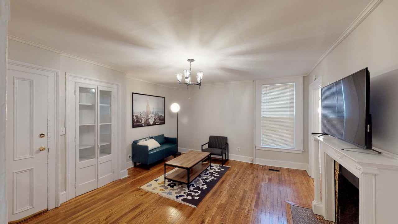 542 Chapel St #5 - Photo 2 of 16