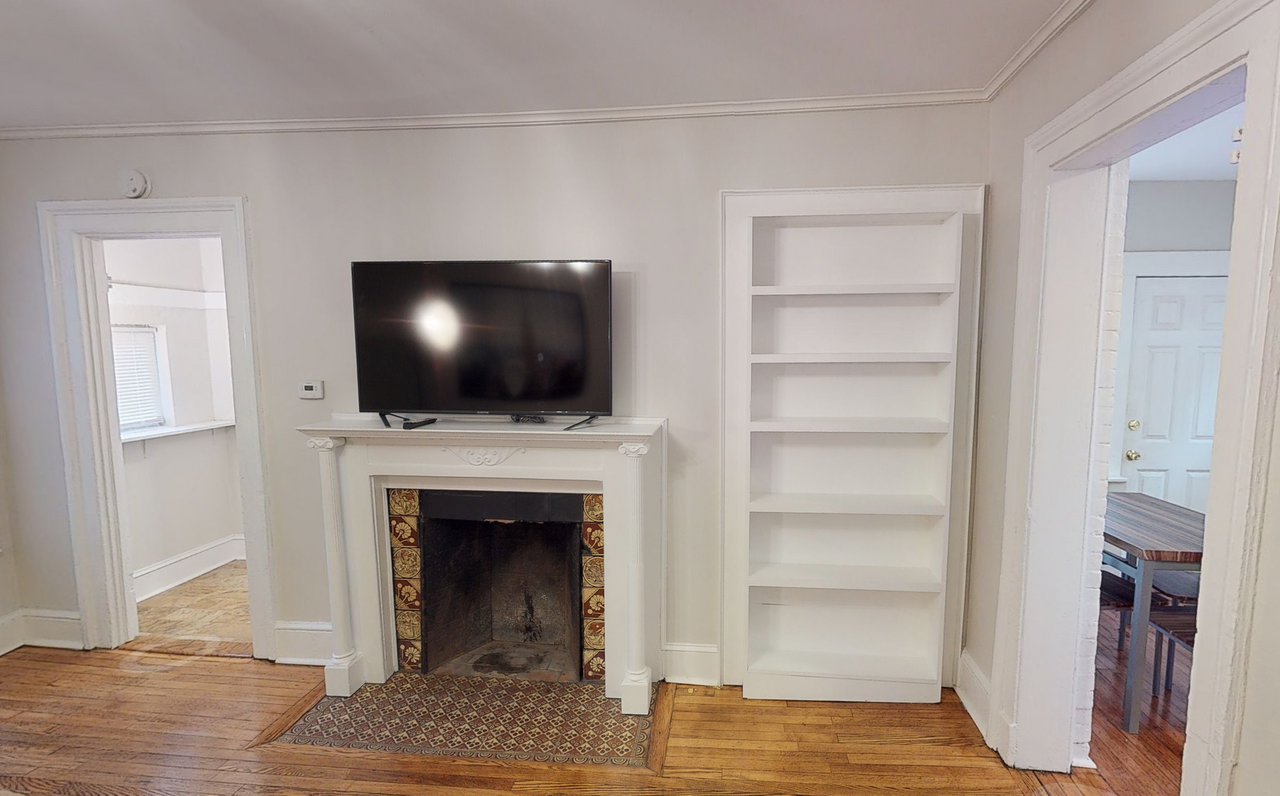 542 Chapel St #5 - Photo 4 of 16