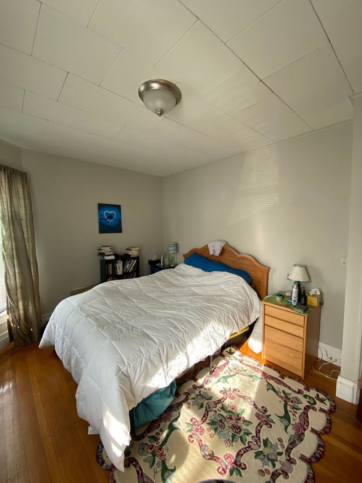 168 Harvard St - Photo 3 of 12