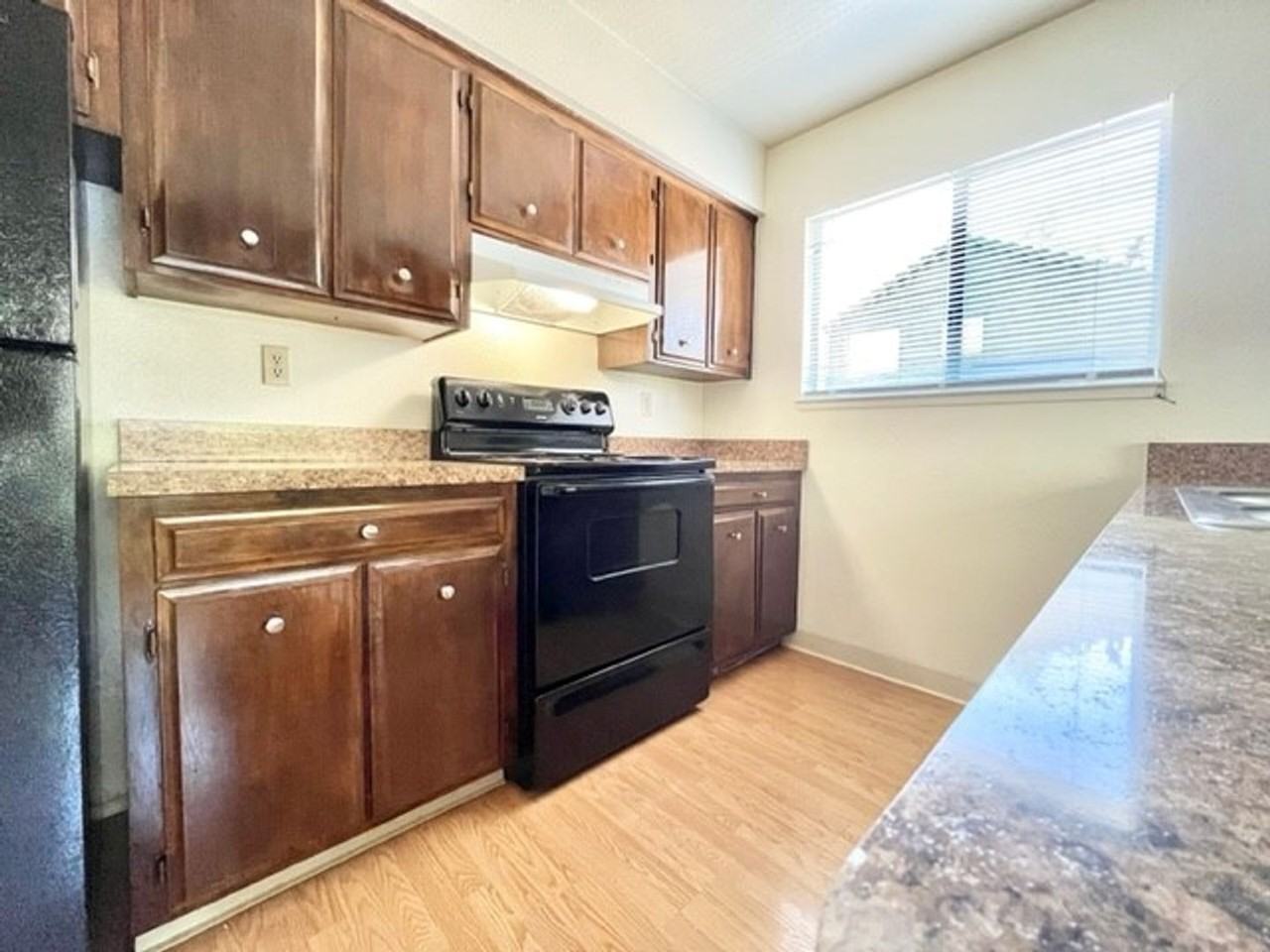 $250 New Lease Signing Bonus! Reserve for Summer 2025! 2 Bedroom units just steps from the bike path. - Photo 2 of 14