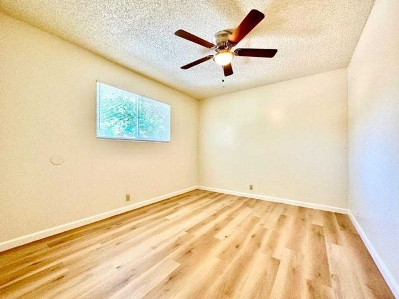 **Pre-Leasing For Summer 2026** Newly Remodeled Unit 3 Bedroom Units - Photo 3 of 9