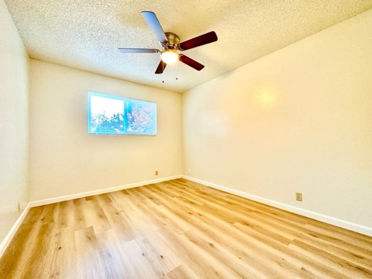**Pre-Leasing For Summer 2026** Newly Remodeled Unit 3 Bedroom Units - Photo 5 of 9