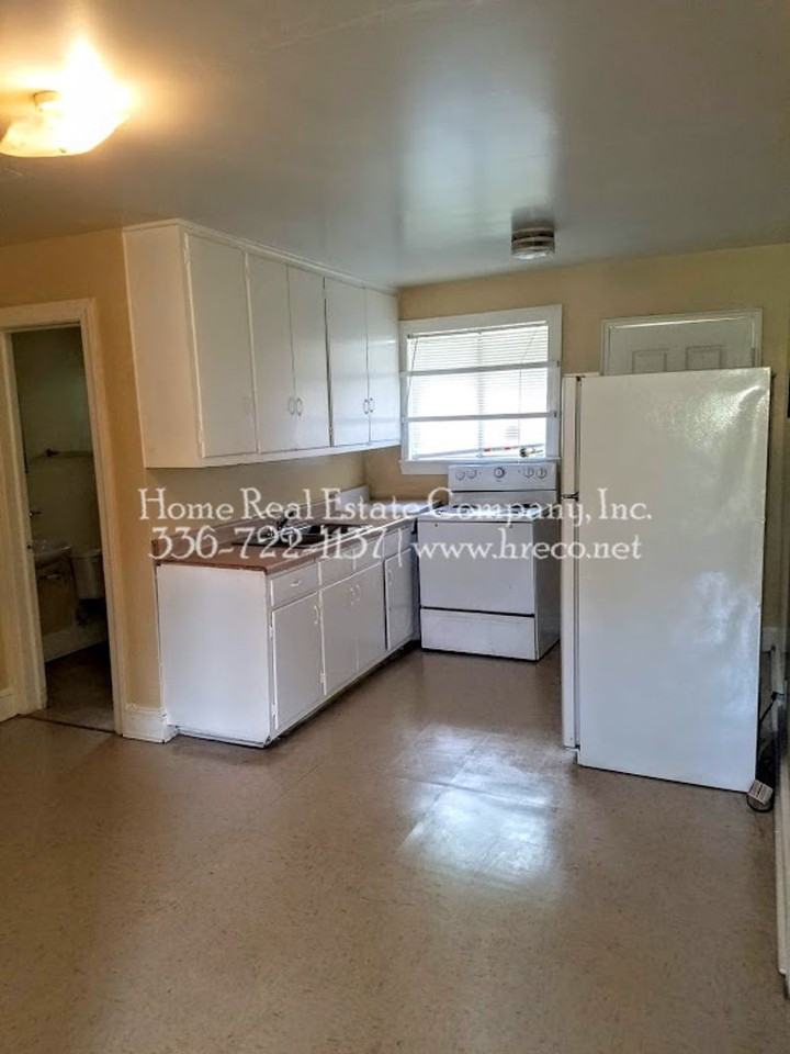 1331 Cunningham Ave - Photo 5 of 7