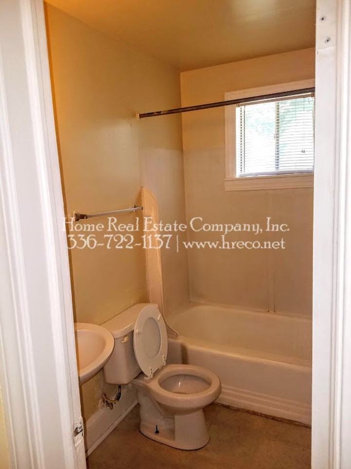 1331 Cunningham Ave - Photo 6 of 7