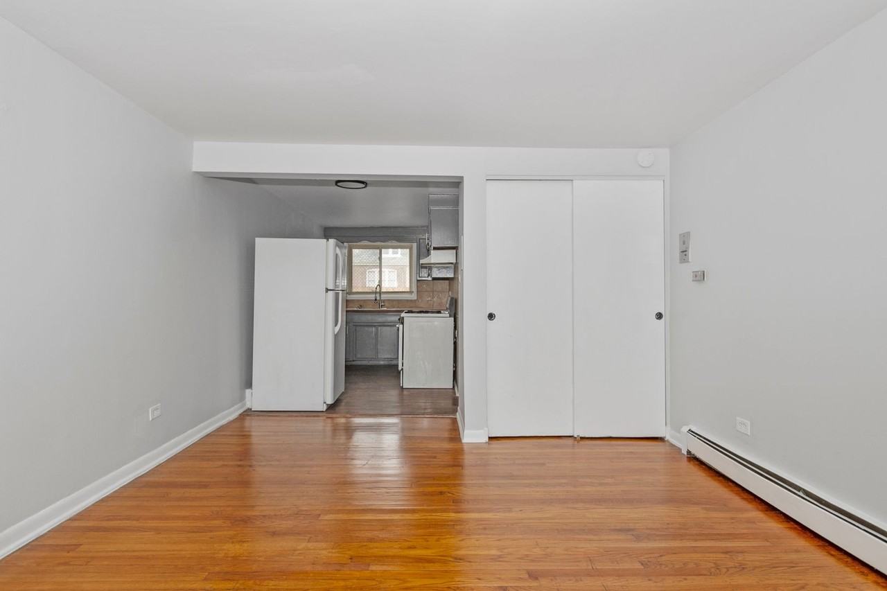 3830-3832 W 63rd (West Lawn) - Photo 6 of 8