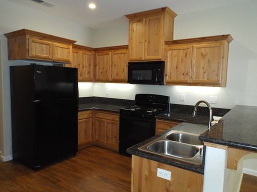 0853 - Valley Rock Village - Photo 3 of 24