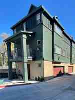 featured image of 917 W Sacramento Ave