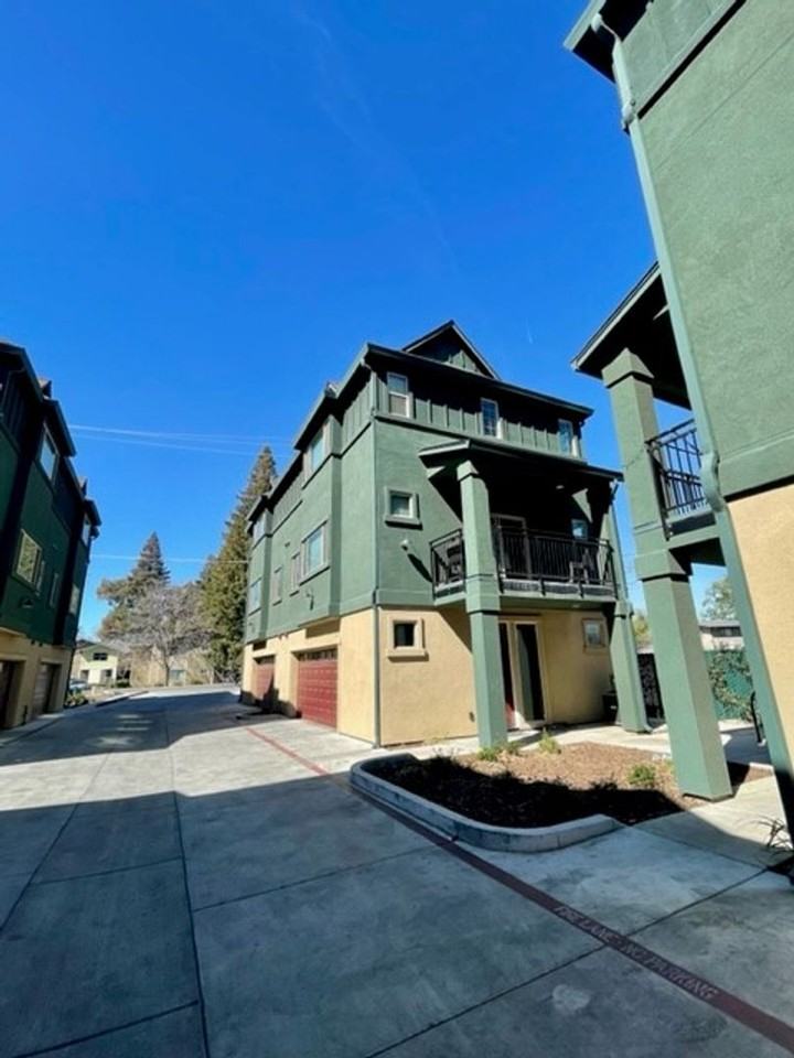 The Fieldhouse - Photo 2 of 13