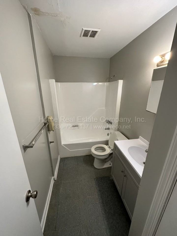 151 Westdale Ave #C - Photo 3 of 7