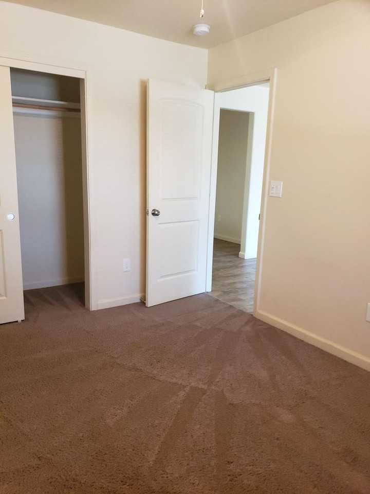 Canyon View Apartments - Photo 2 of 6