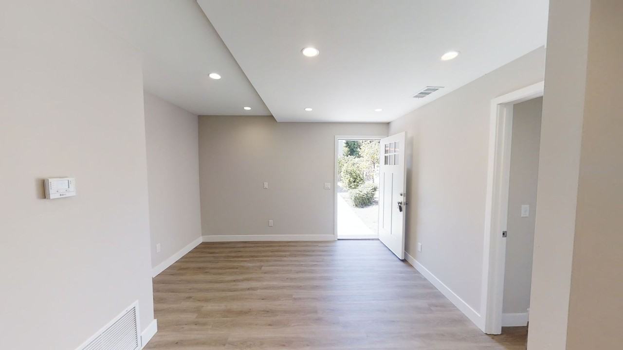 4843 63rd Street - Photo 2 of 13