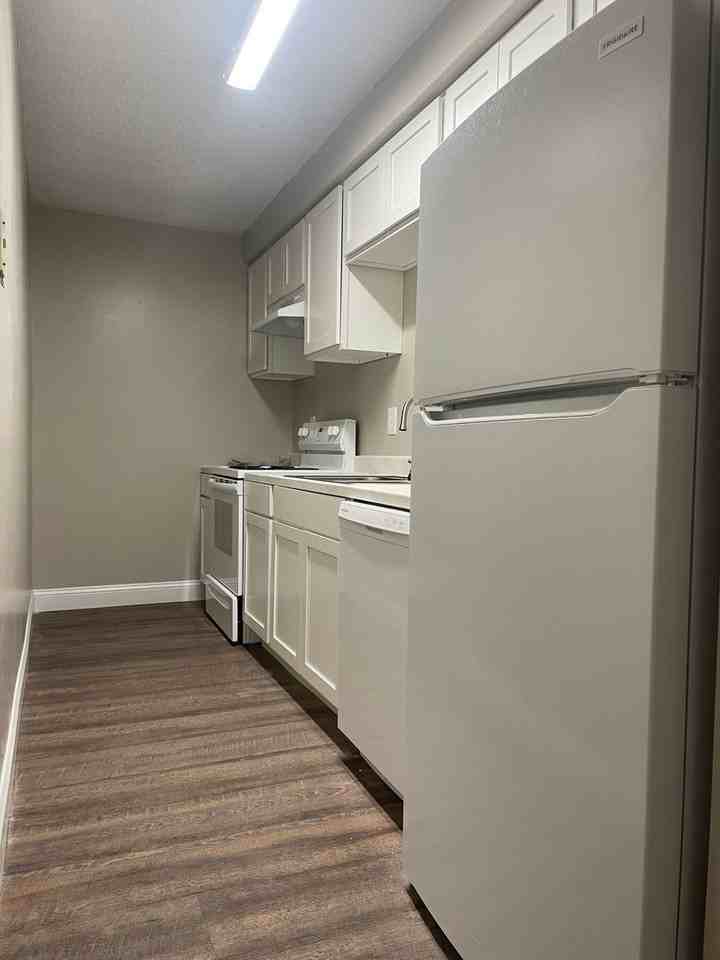 Lions Head Apartments 4950 Richard St, Jacksonville, FL 32207 Zumper