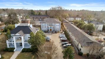 featured image of 428 E Magnolia Ave