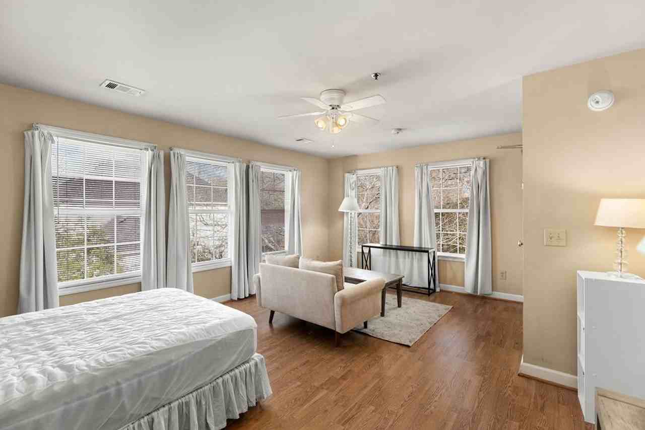 Greystone Dormitory - Photo 6 of 32