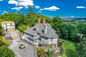 featured image of 225 N Whitford Rd