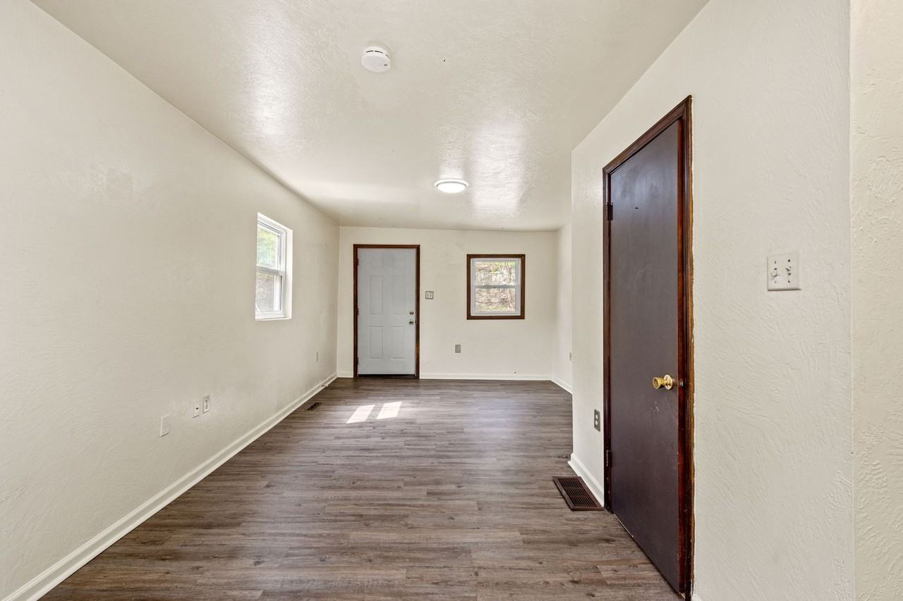 17-18 Walther Street - Photo 2 of 23