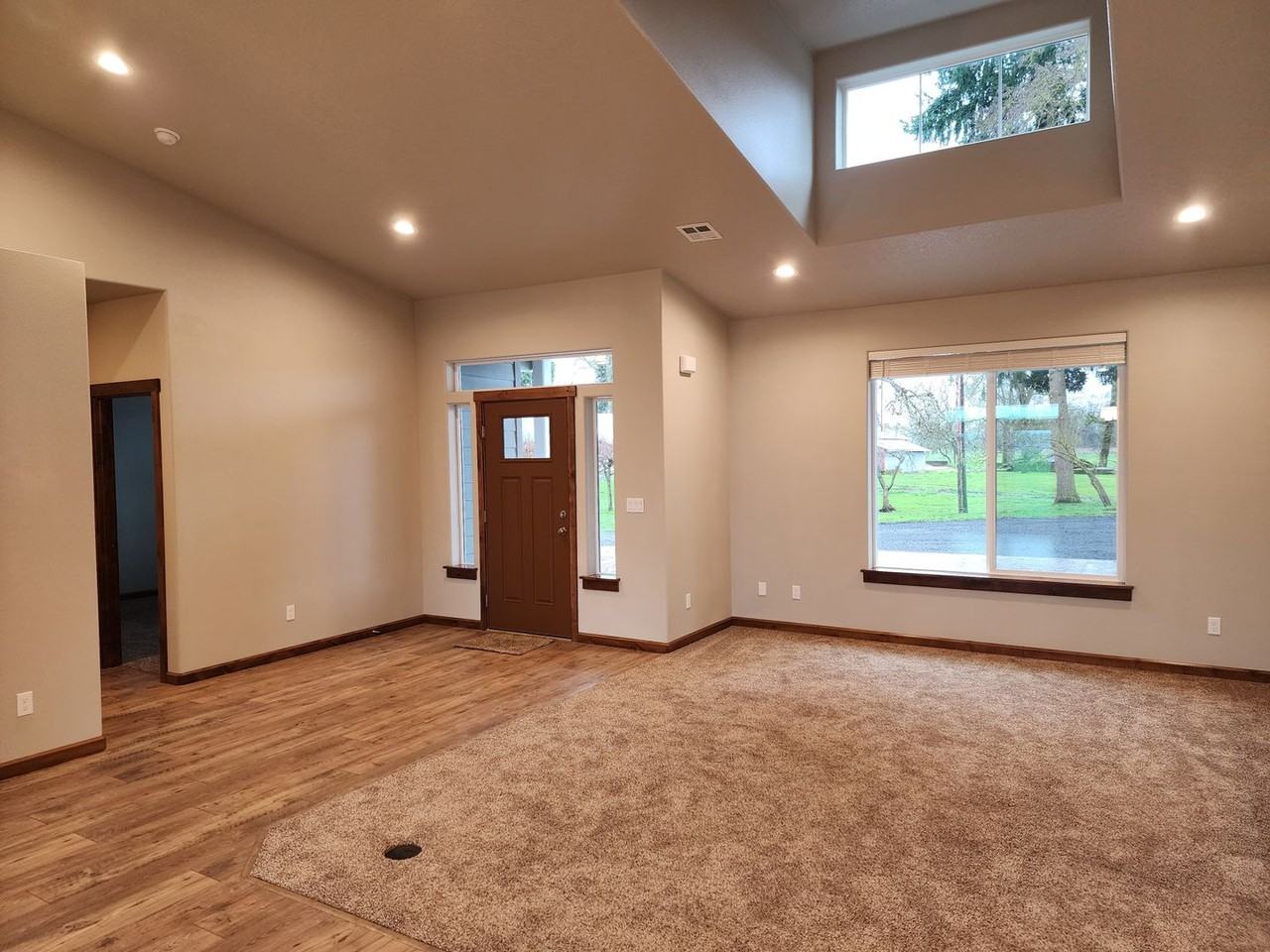 29654da - Photo 2 of 26