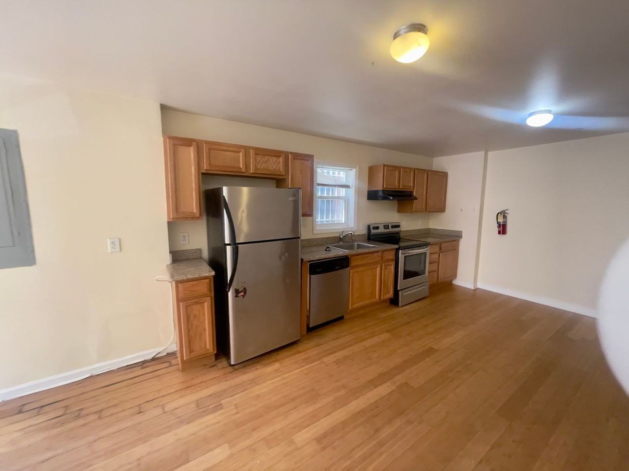 1524 N 17th - Photo 7 of 50