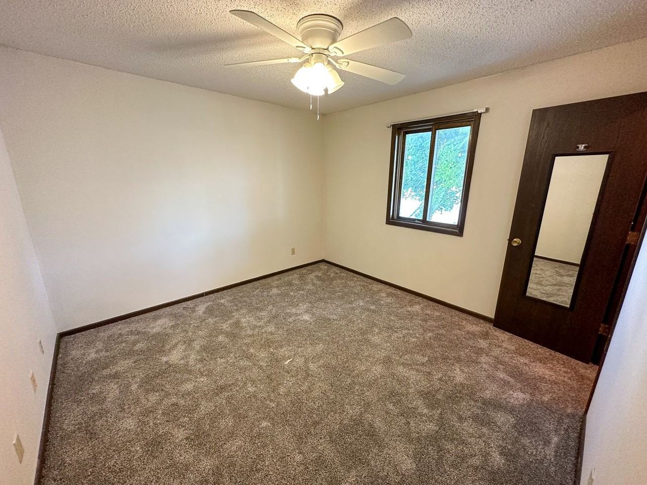 126 Beedle - Photo 4 of 35