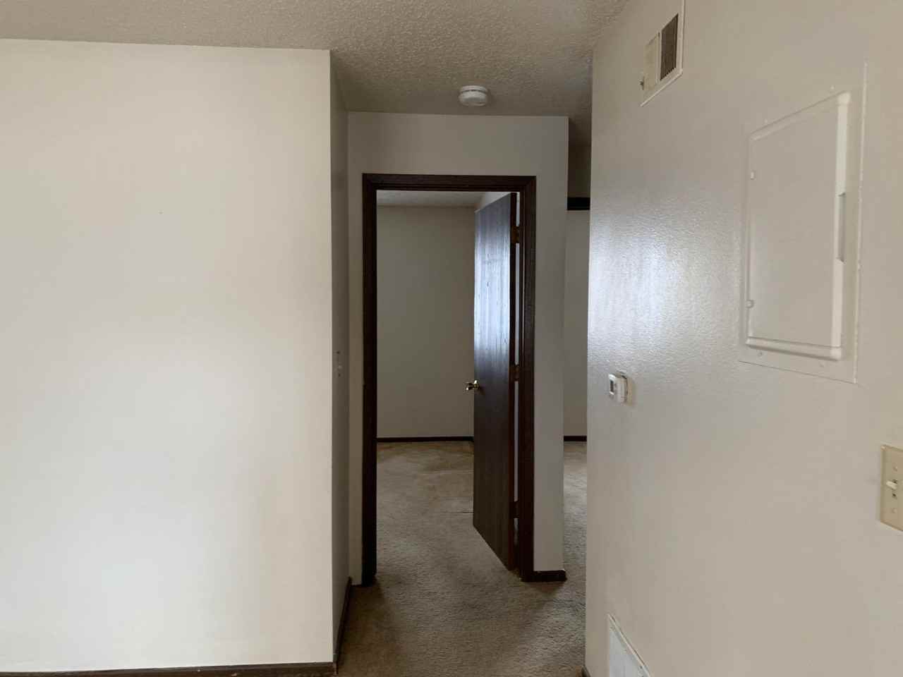 219 Washington - Photo 6 of 14